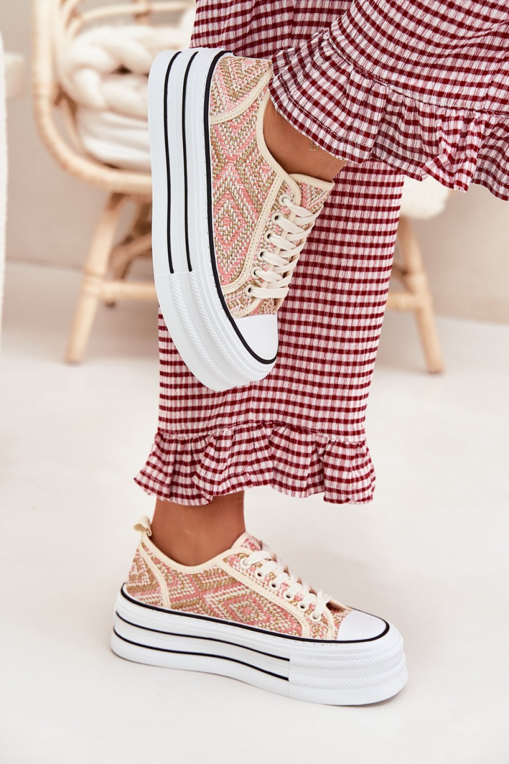 Sneakers Step in style