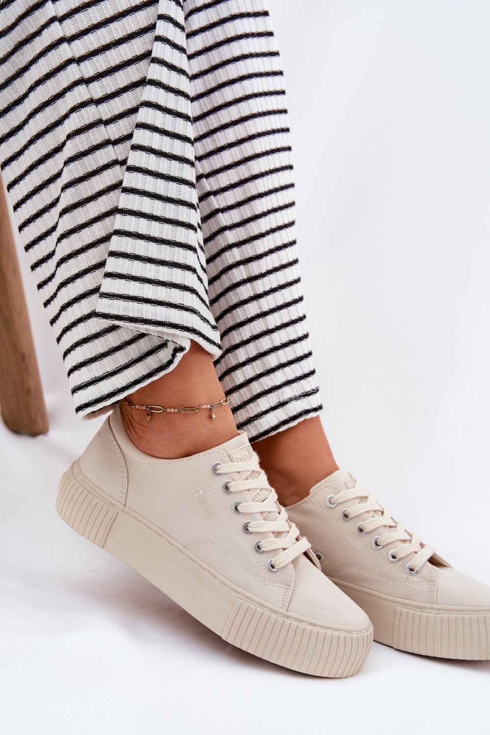 Platform sneakers Step in style