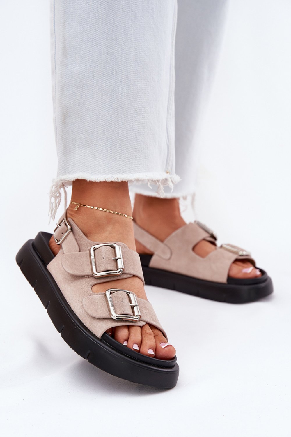 Sandals Step in style