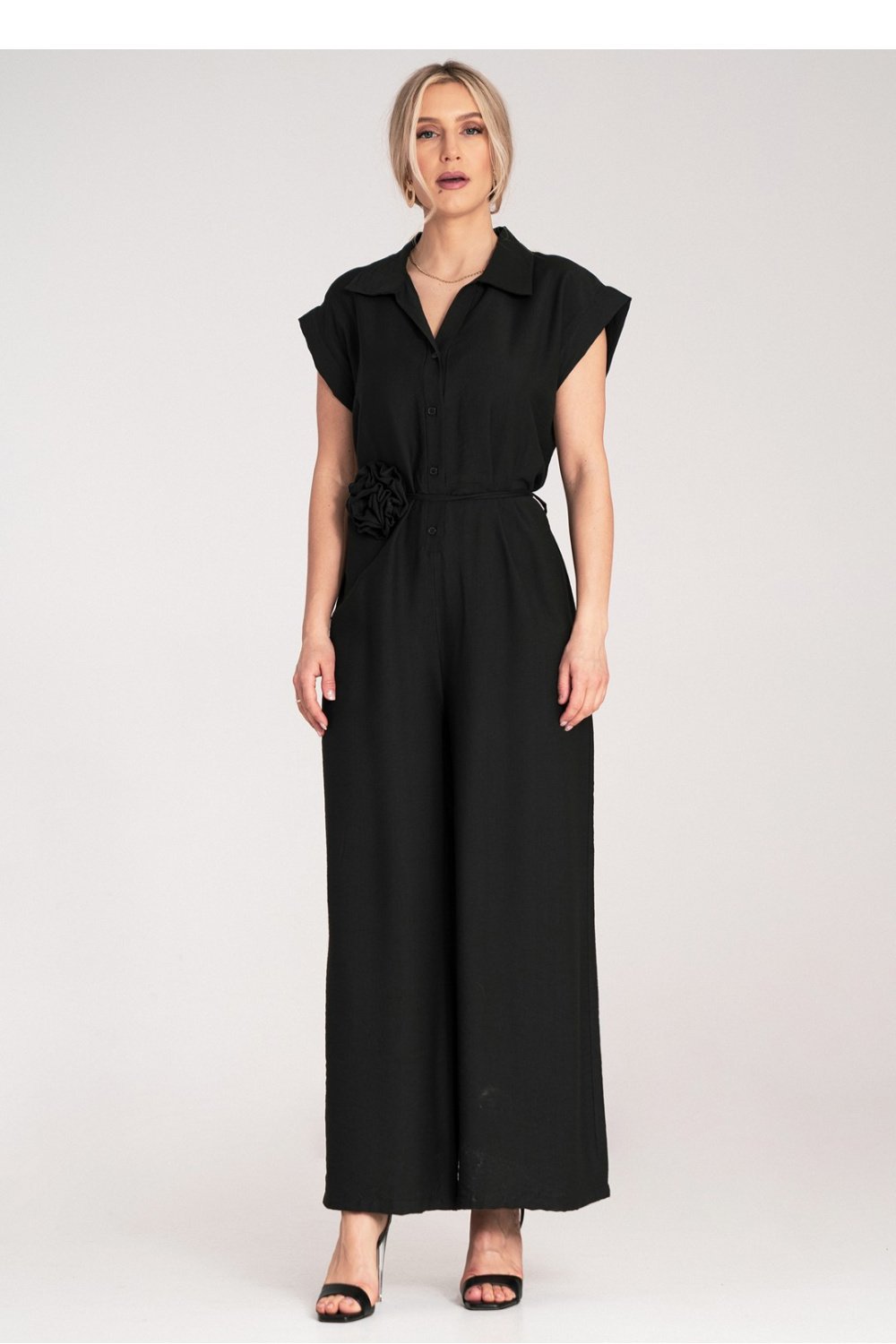 Suit Figl – Made in the EU.