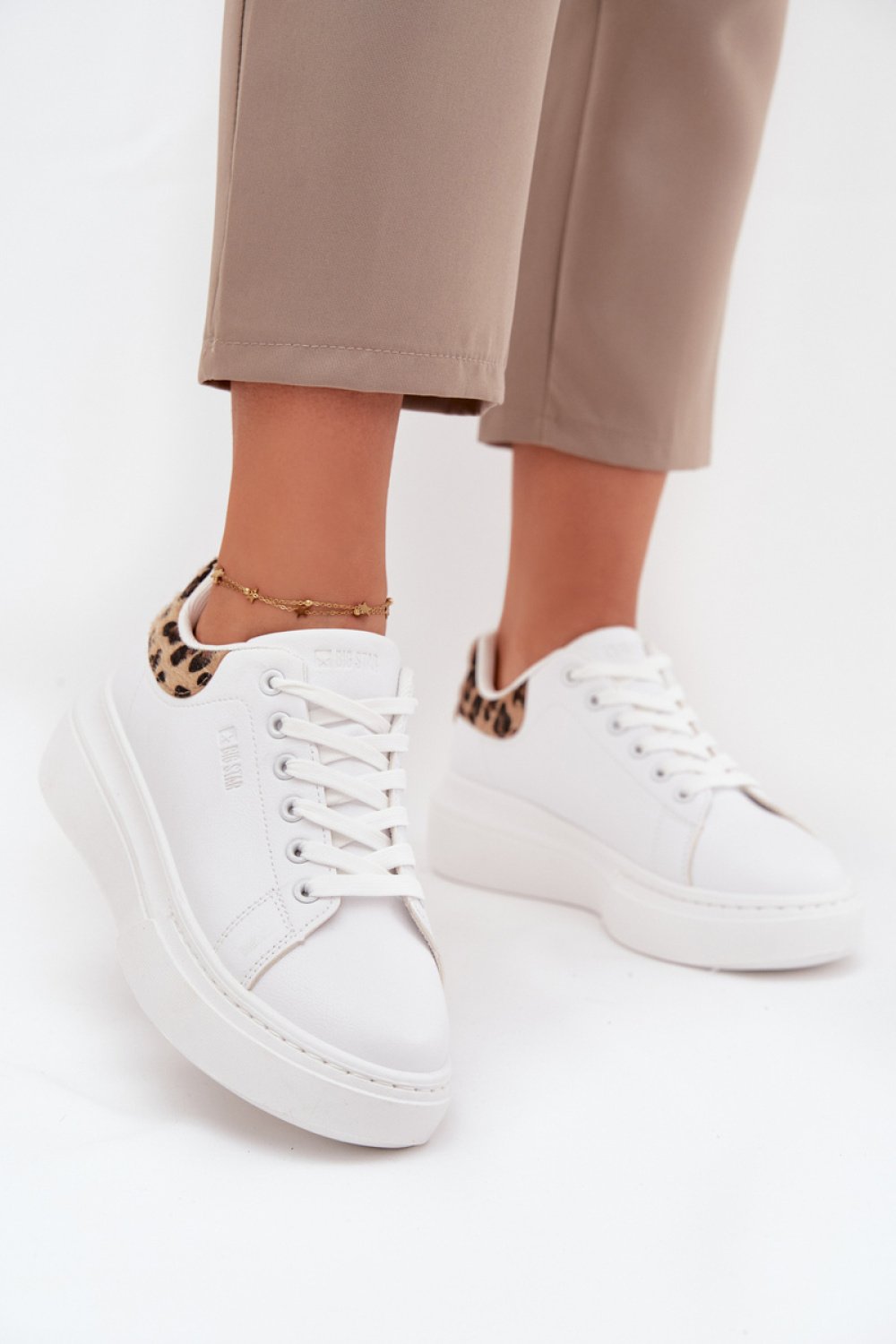 Platform sneakers Step in style