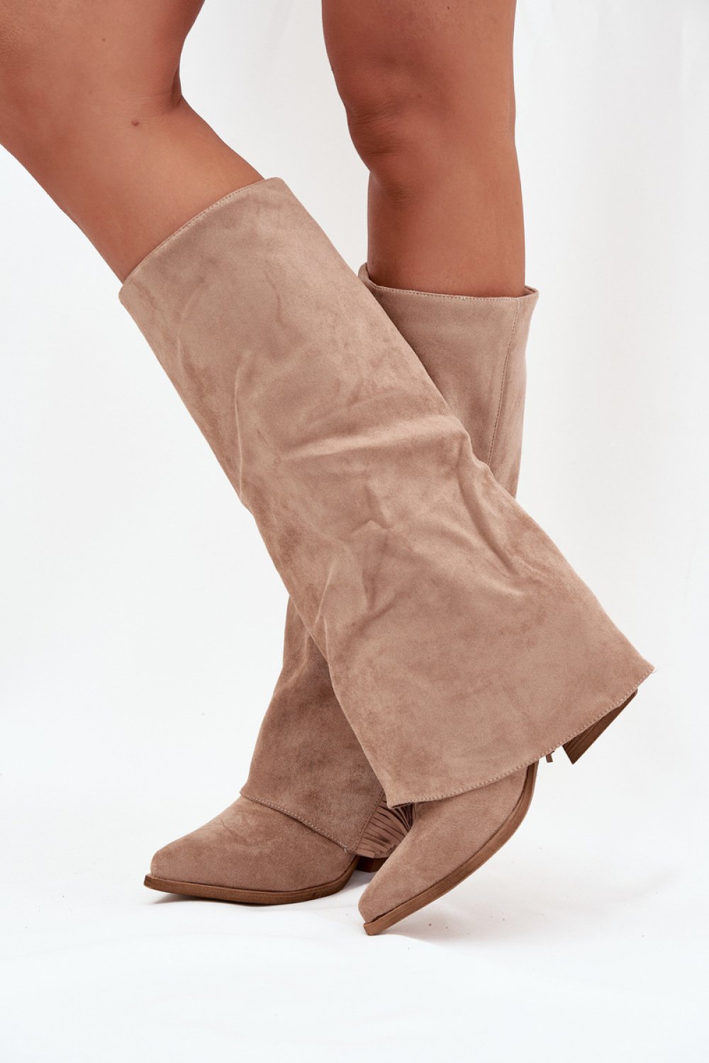 Heel boots Step in style