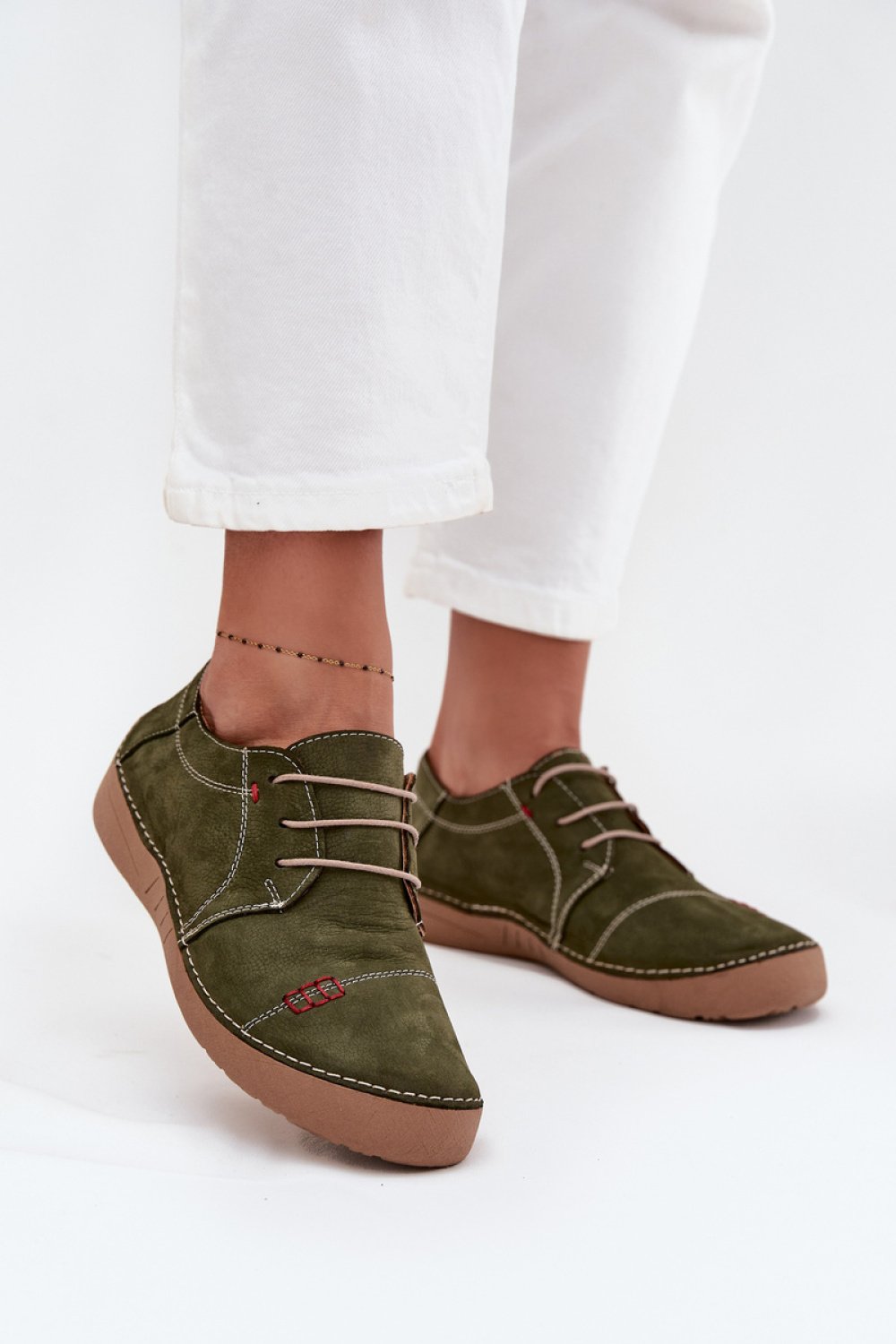 Half shoes Step in style