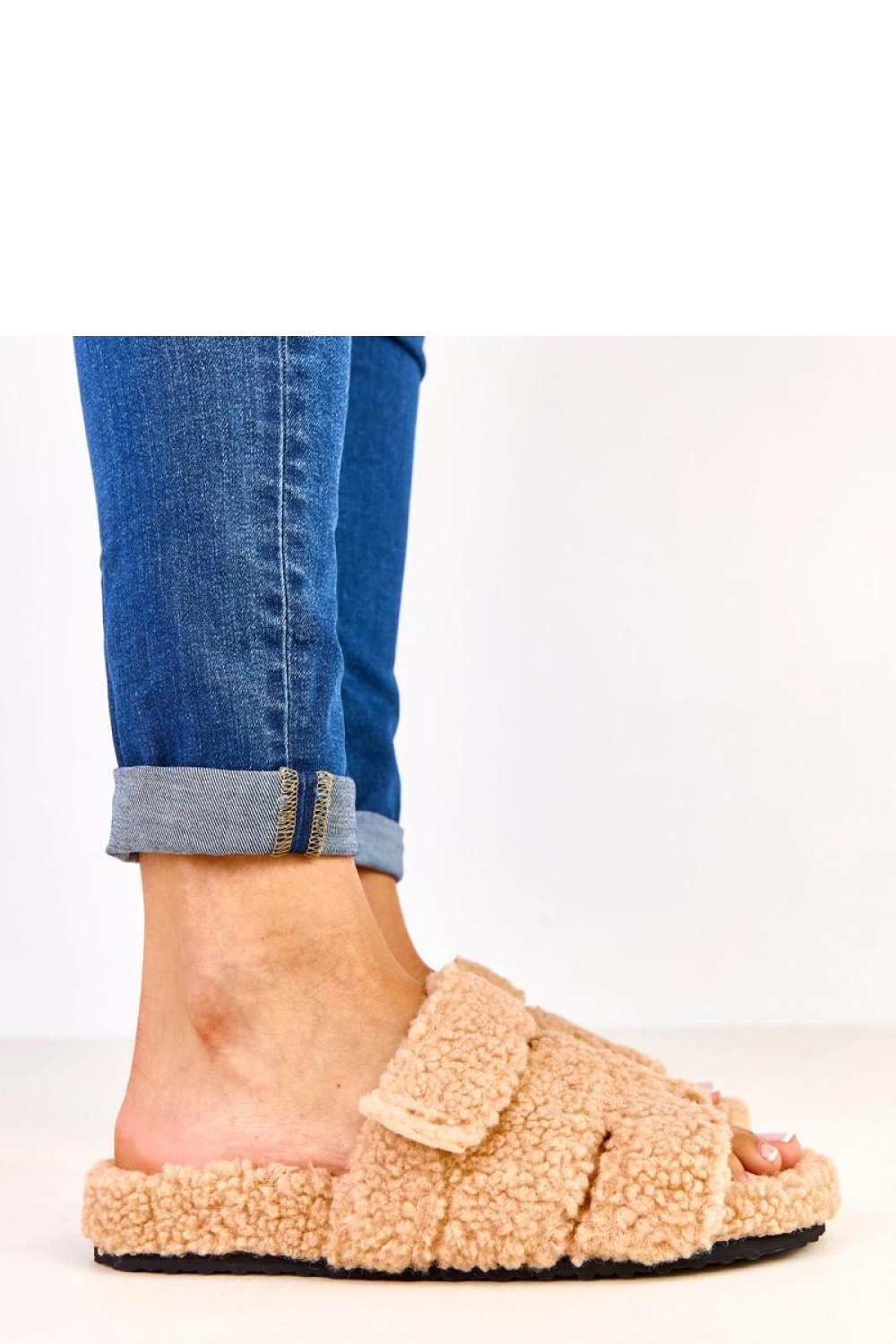 beige