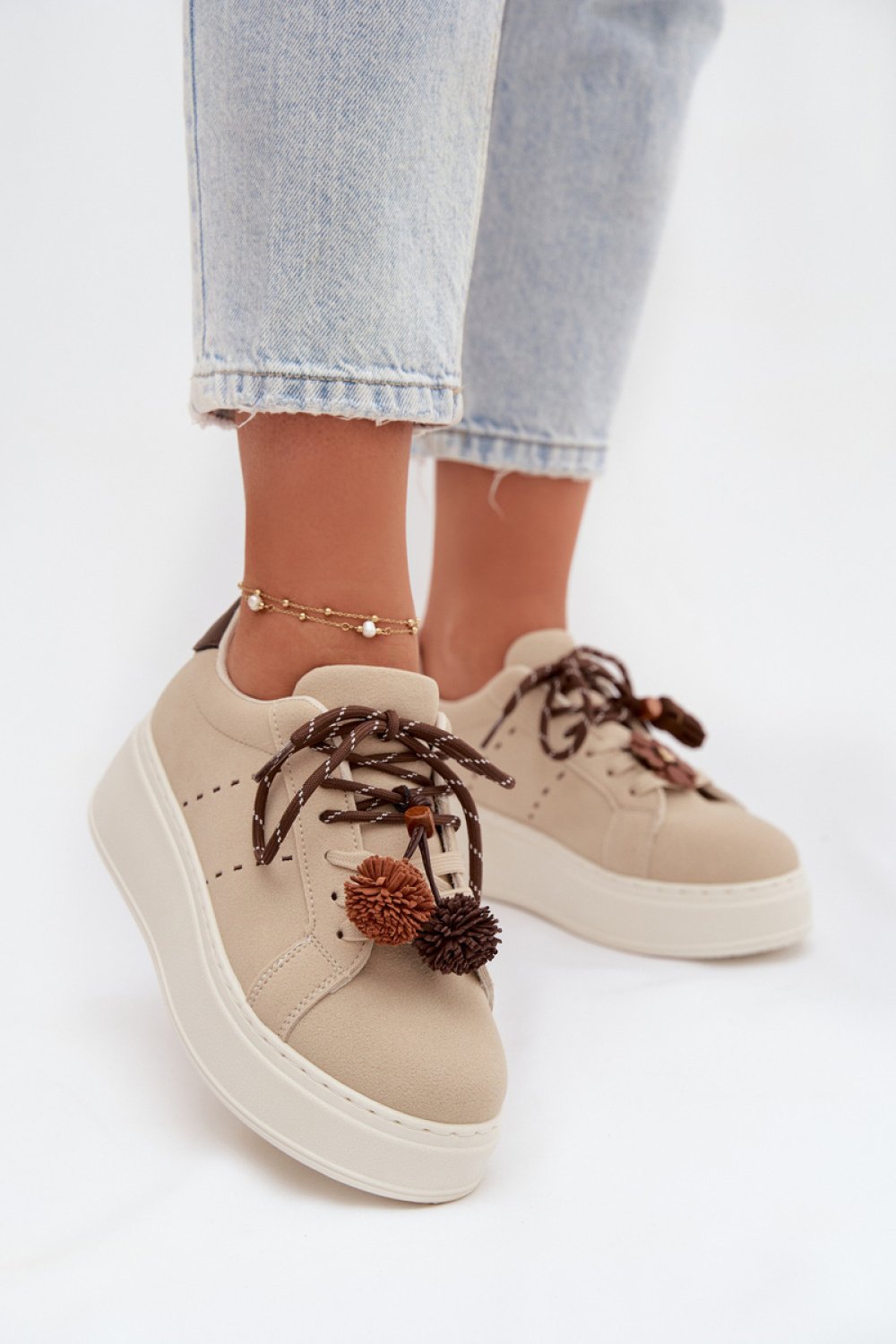 Platform sneakers Step in style