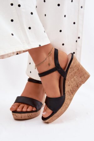 Sandals & Flip-Flops for Women