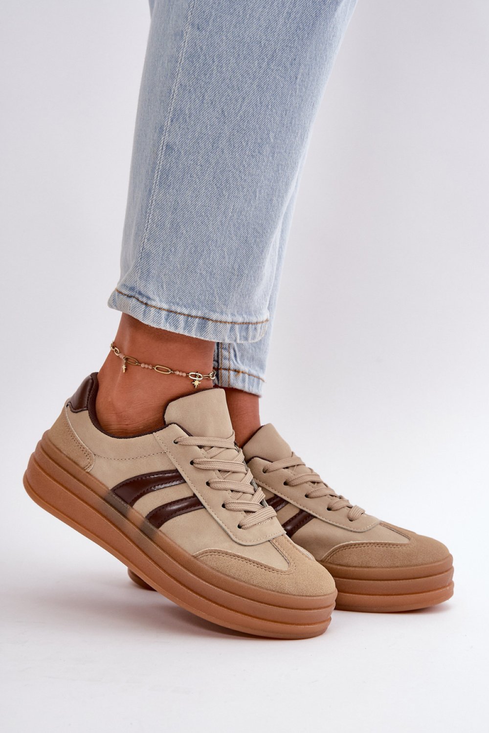 Platform sneakers Step in style