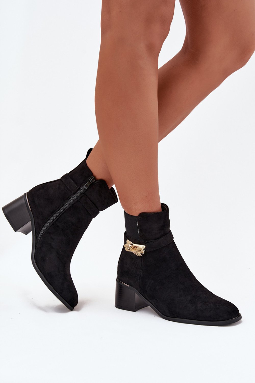 Heel boots Step in style