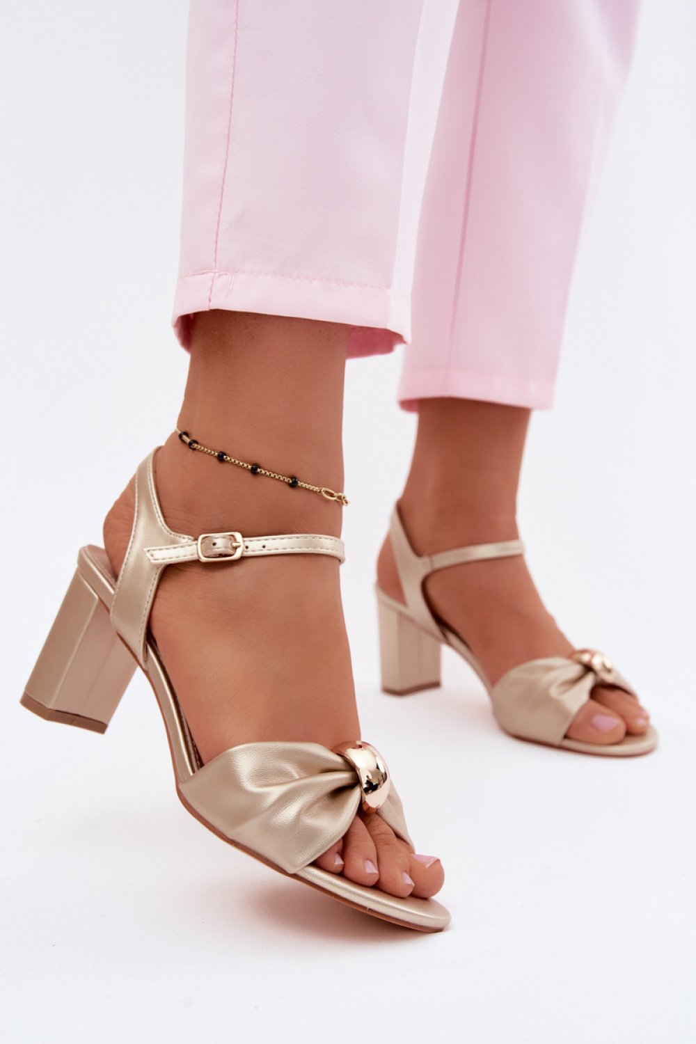 Heeled sandals Step in style