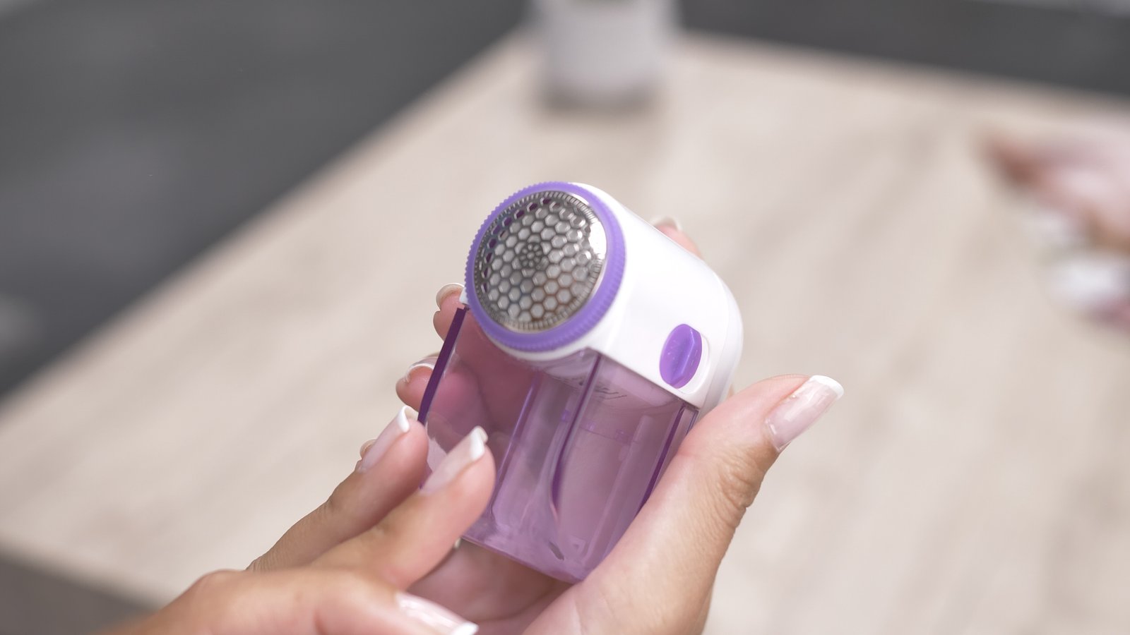 Genius Ideas Pocket Lint Remover - Image 3