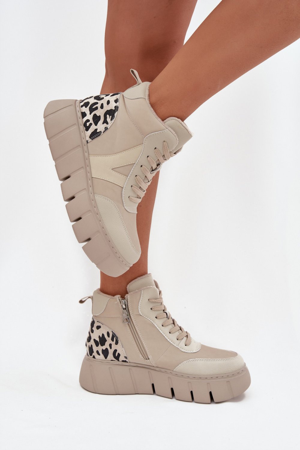 Boots Step in style - Image 3