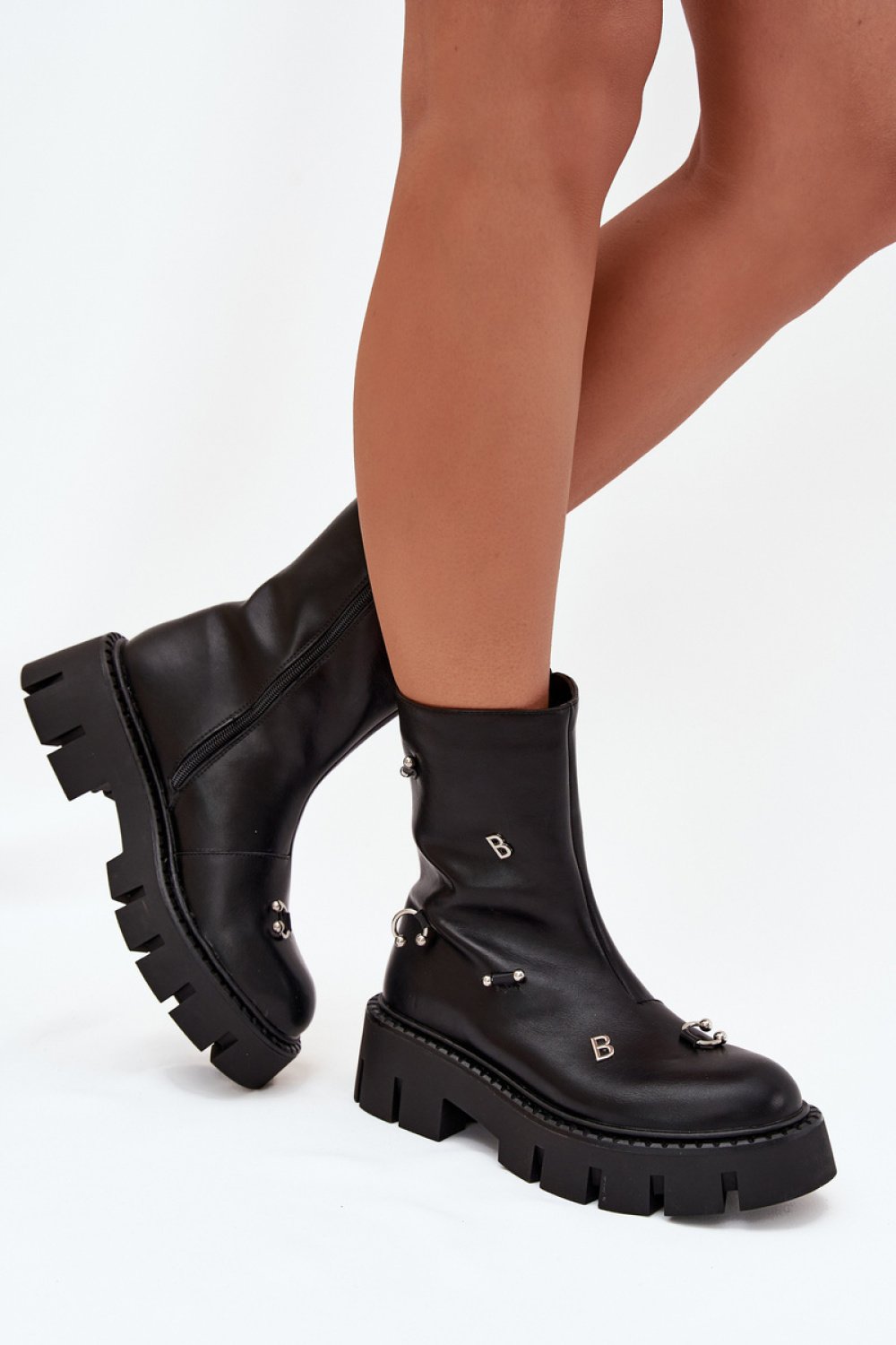 Boots Step in style - Image 3
