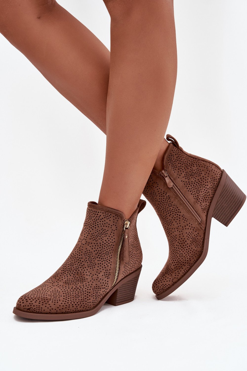 Heel boots Step in style