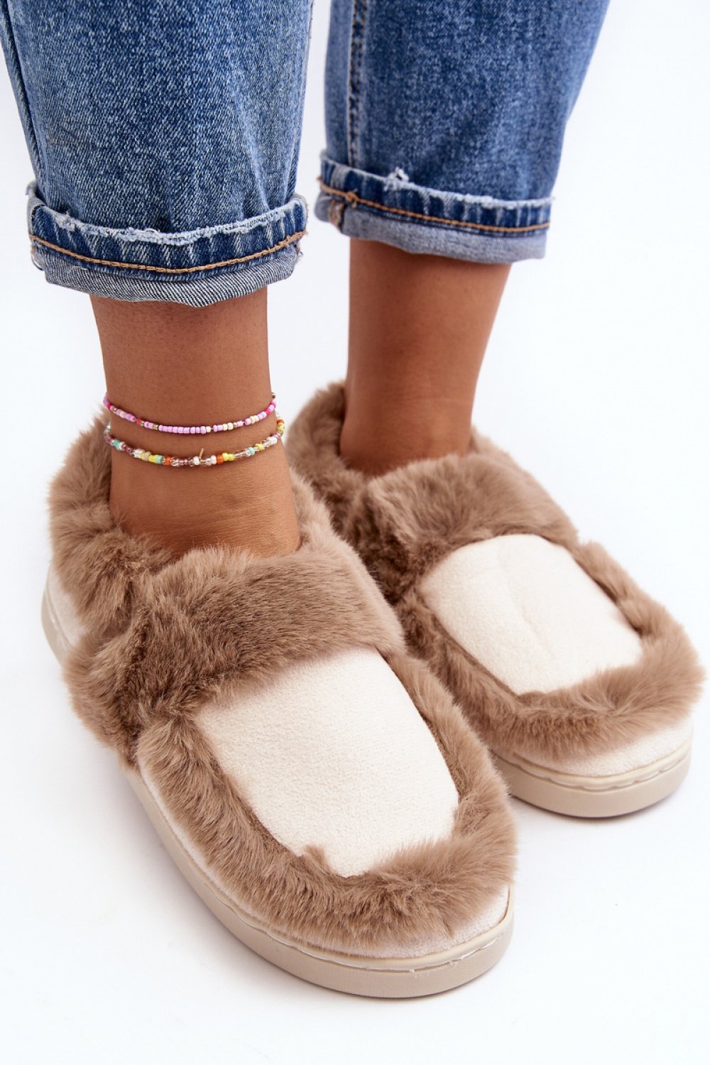 Slippers Step in style - Image 3