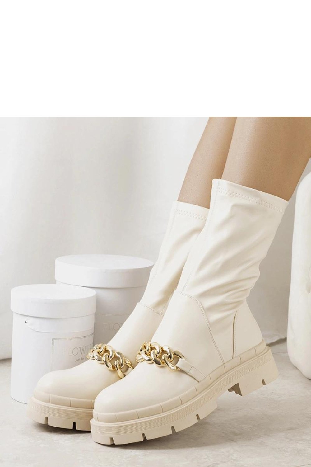 beige Boots model 205150 Solea at obors.com