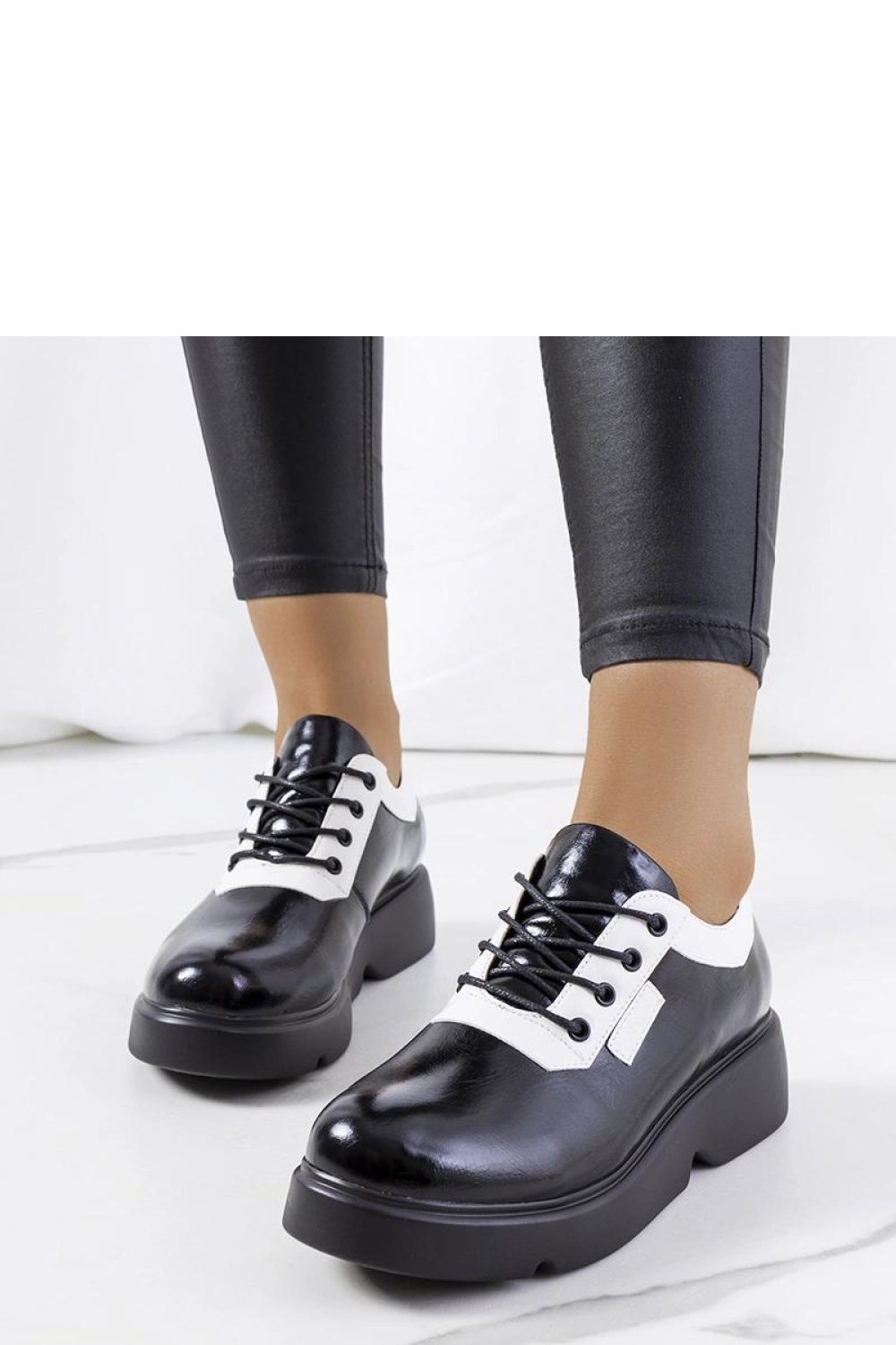 Half shoes Solea