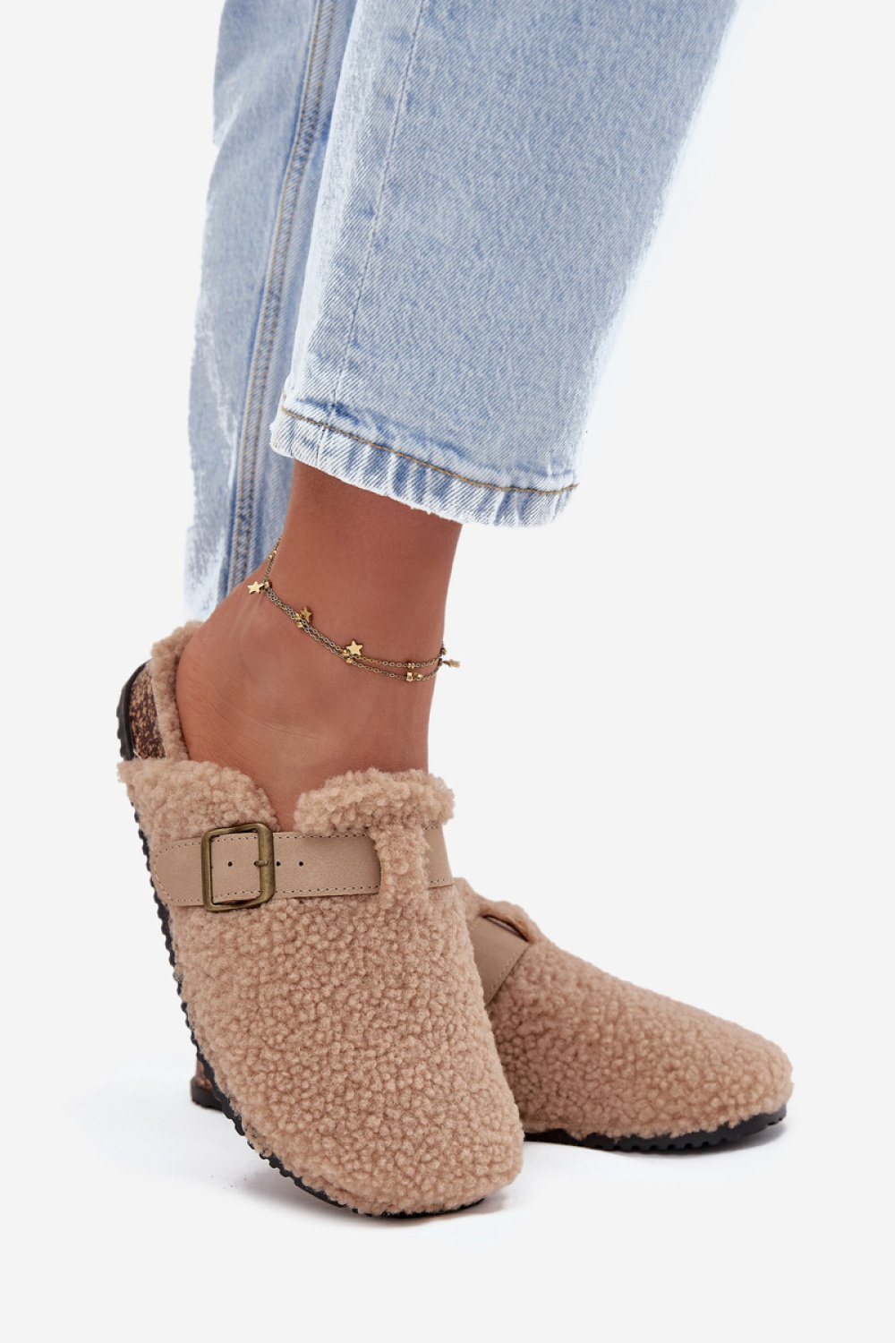 Slippers Step in style - Image 3