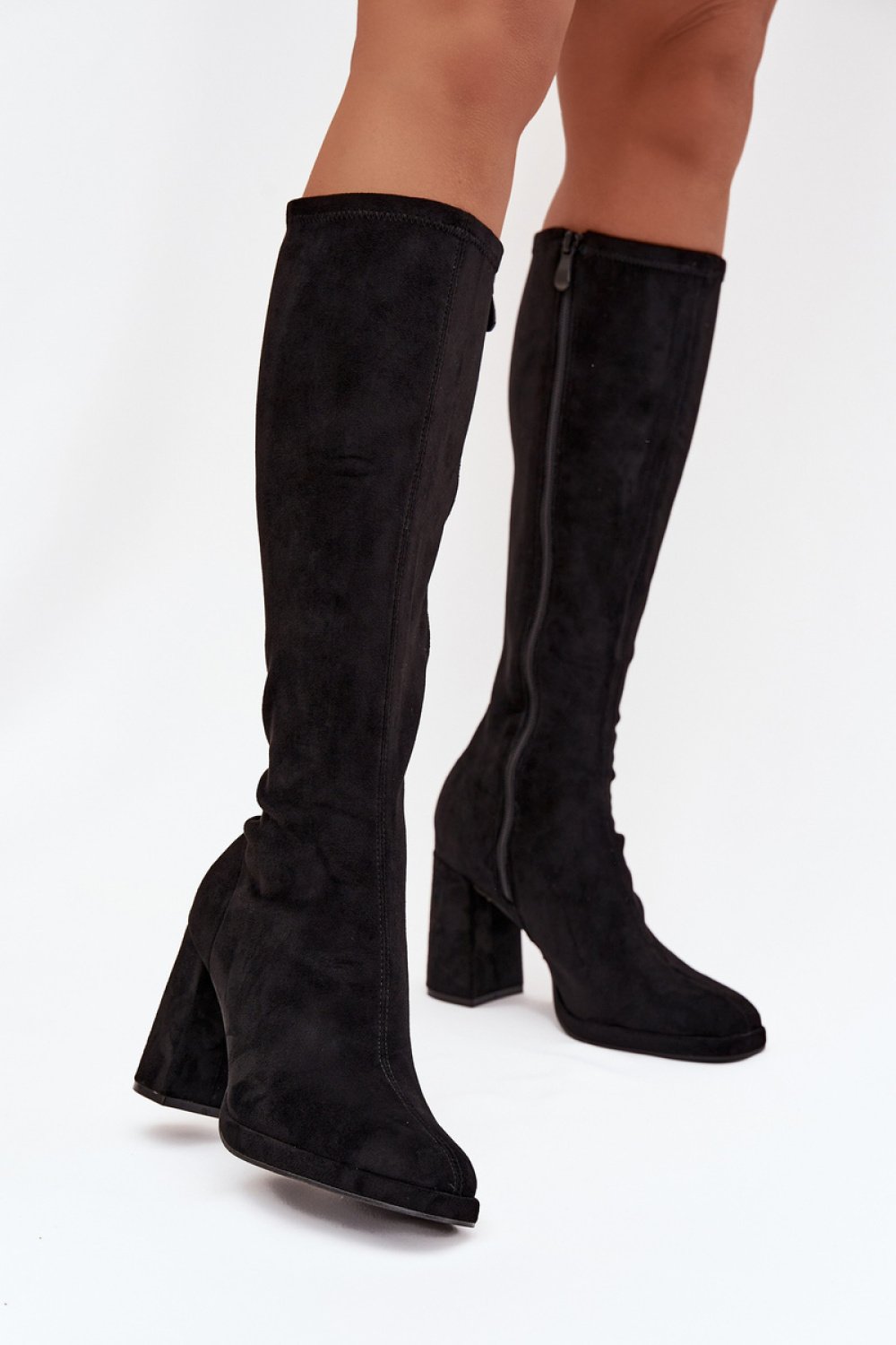 Heel boots Step in style