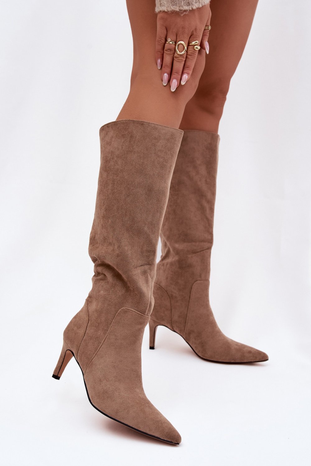 Heel boots Step in style