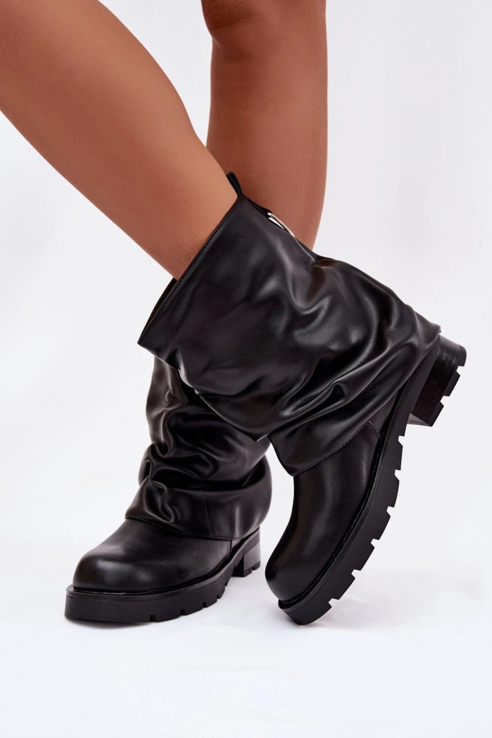 Boots Step in style - Image 3