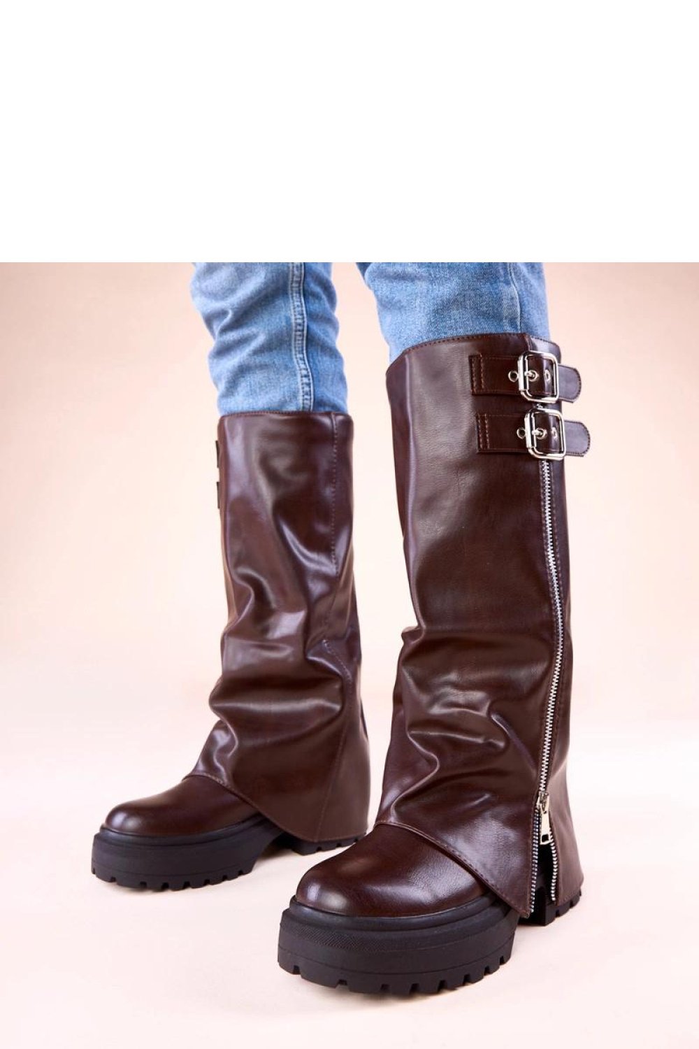 Platform boots Solea