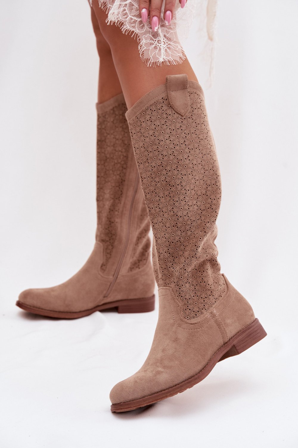 Open-work Boots Step in style