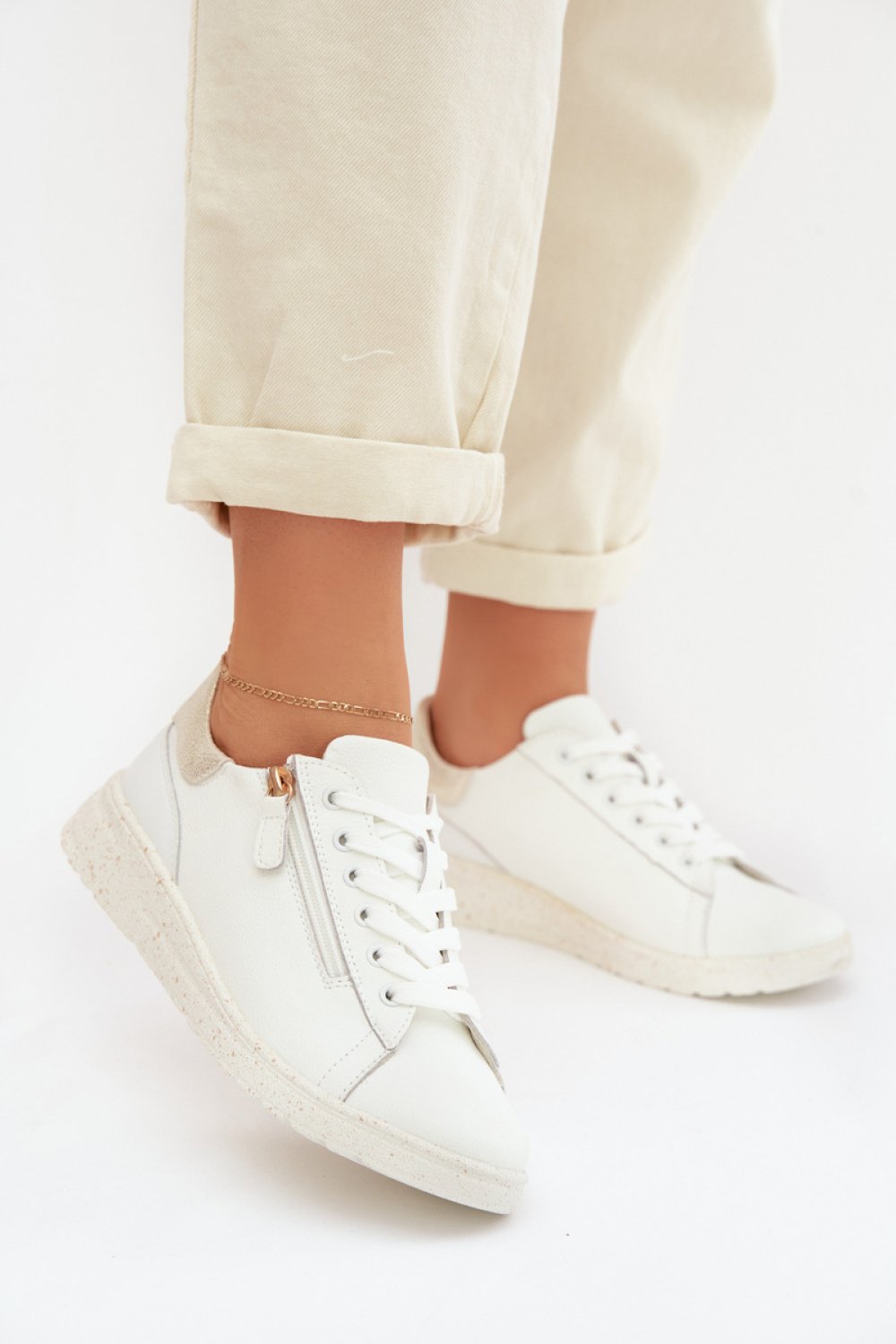 Half shoes Step in style