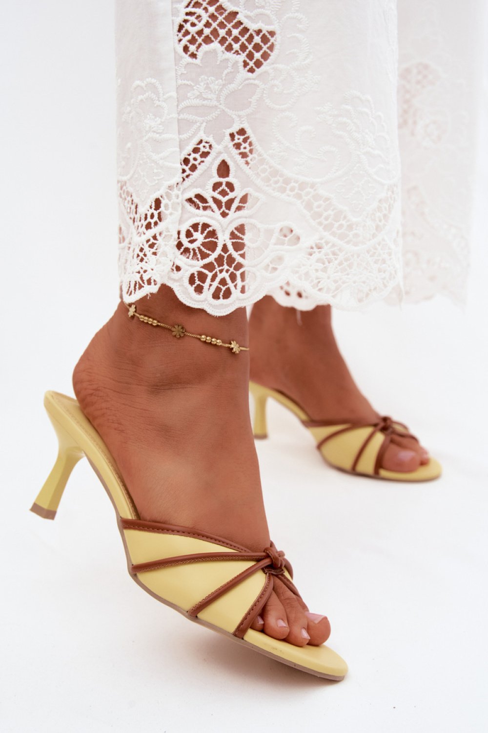 Heeled sandals Step in style