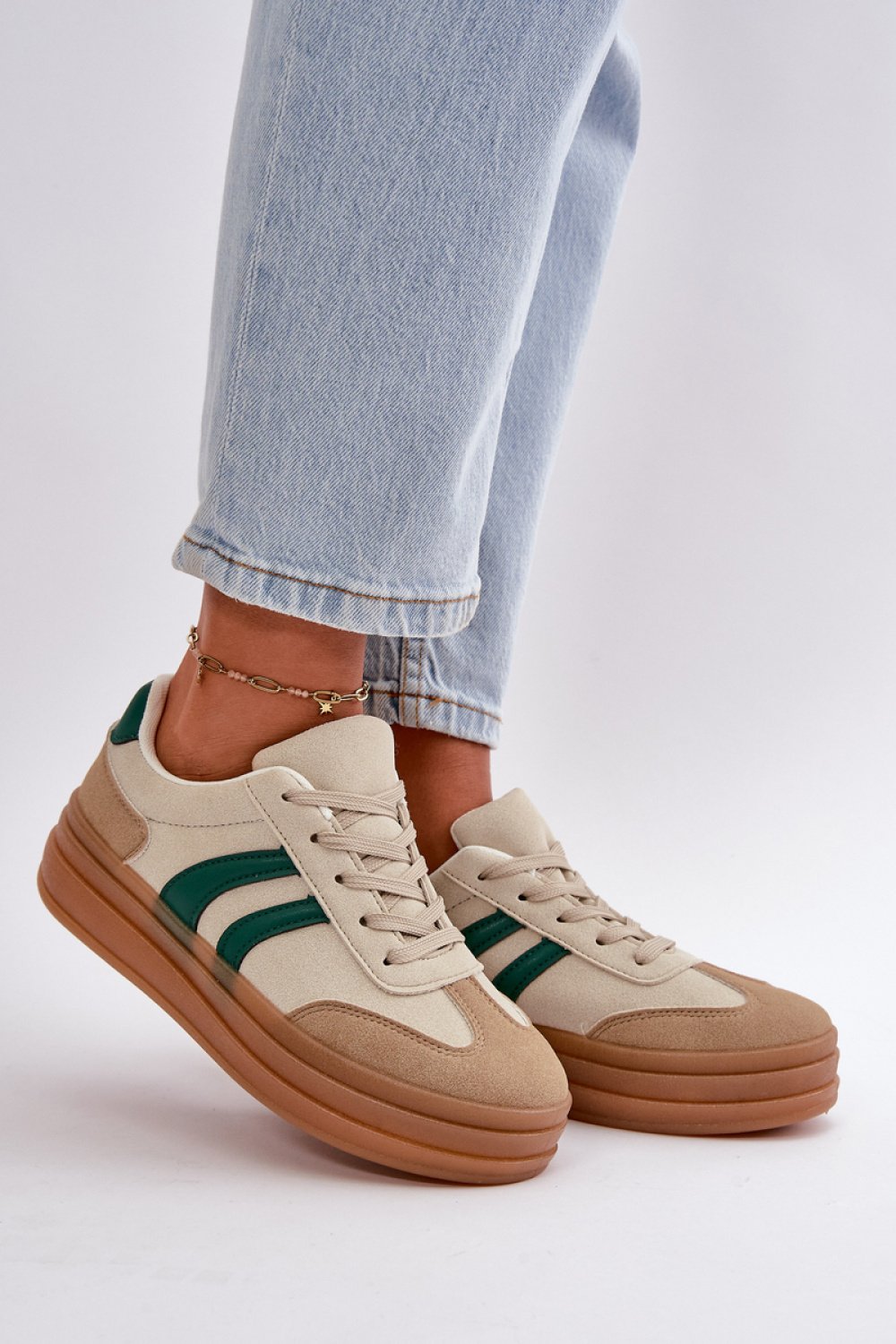 Platform sneakers Step in style