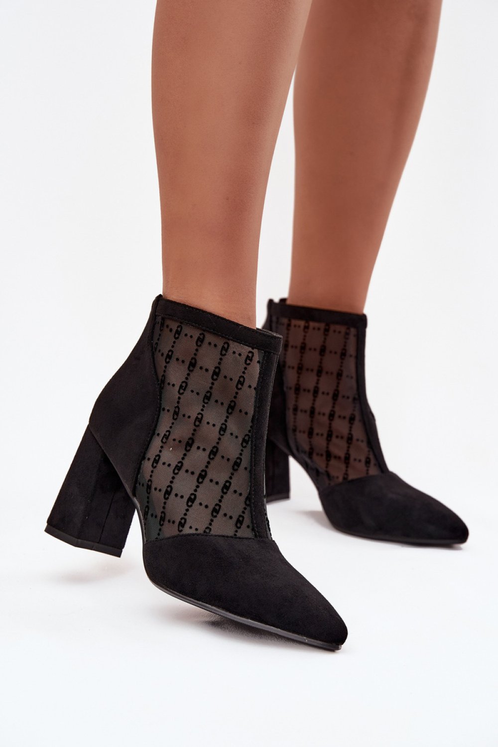 Heel boots Step in style