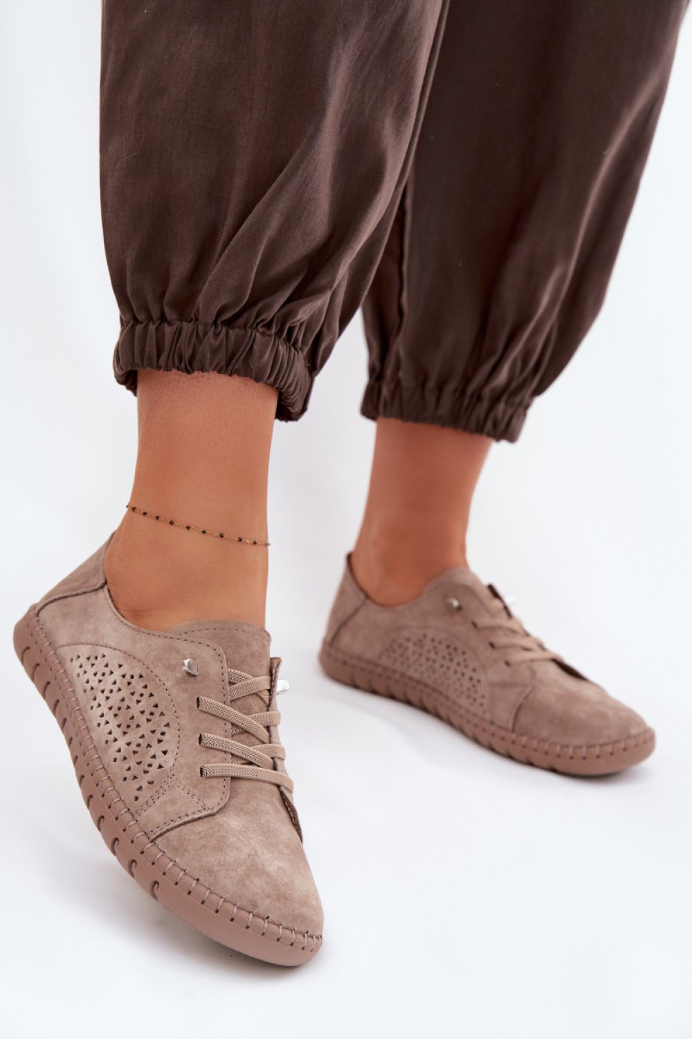 Half shoes Step in style